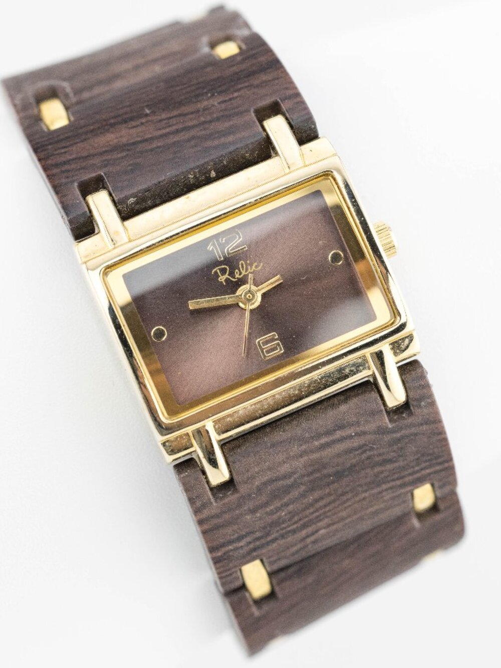 Relic ZR10007 Gold Tone Wood Look Band Quartz Analog Women's Watch New Battery